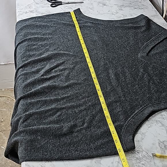 Mens Sz 2XL Gray V-Neck Sleeveless 100% Cotton Vest Preppy Roundtree & Yorke - Picture 7 of 10